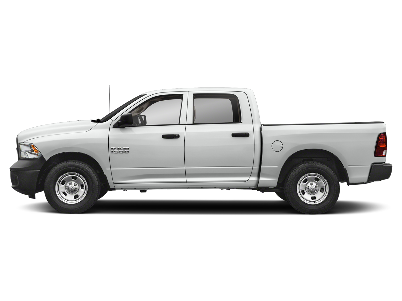 2022 RAM 1500 Classic Express Crew Cab 4x4 5'7' Box