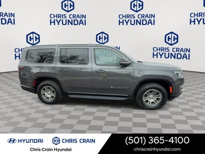 2023 Jeep Wagoneer Base