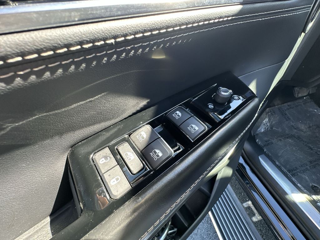 2023 Jeep Grand Wagoneer Series II