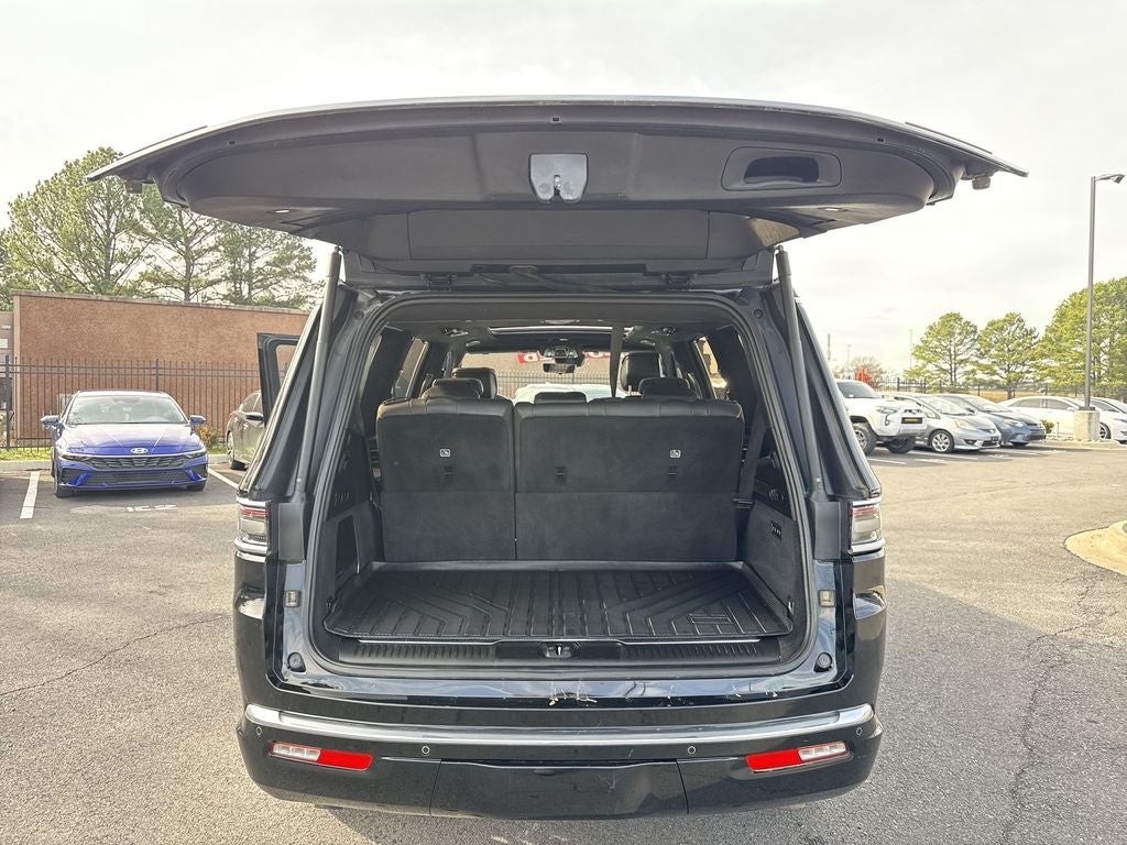 2022 Jeep Grand Wagoneer Series III