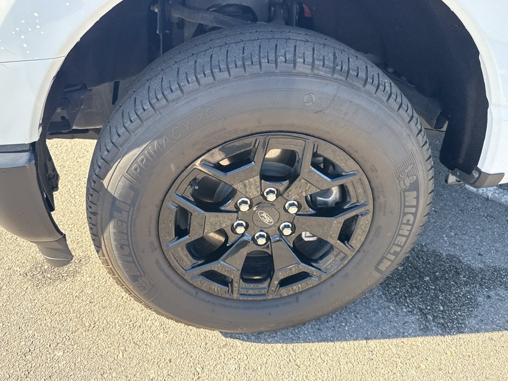 2025 Ford F-150 Lightning Pro