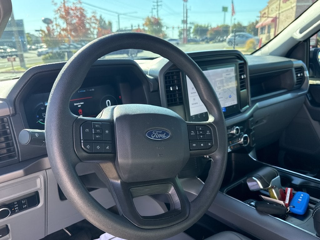 2025 Ford F-150 Lightning Pro