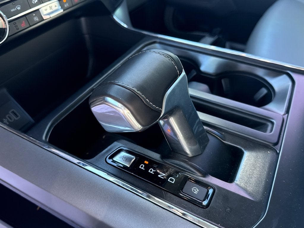 2025 Ford F-150 Lightning Pro