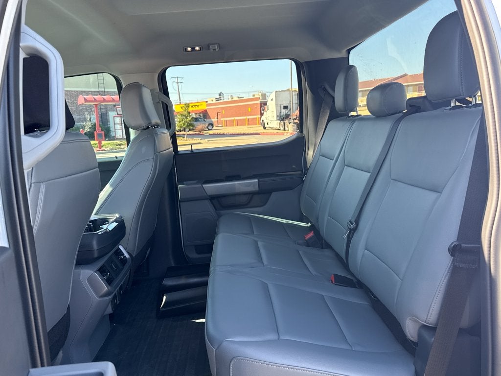 2025 Ford F-150 Lightning Pro