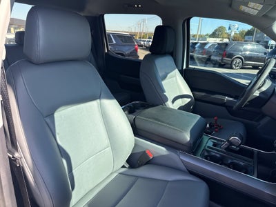 2025 Ford F-150 Lightning Pro