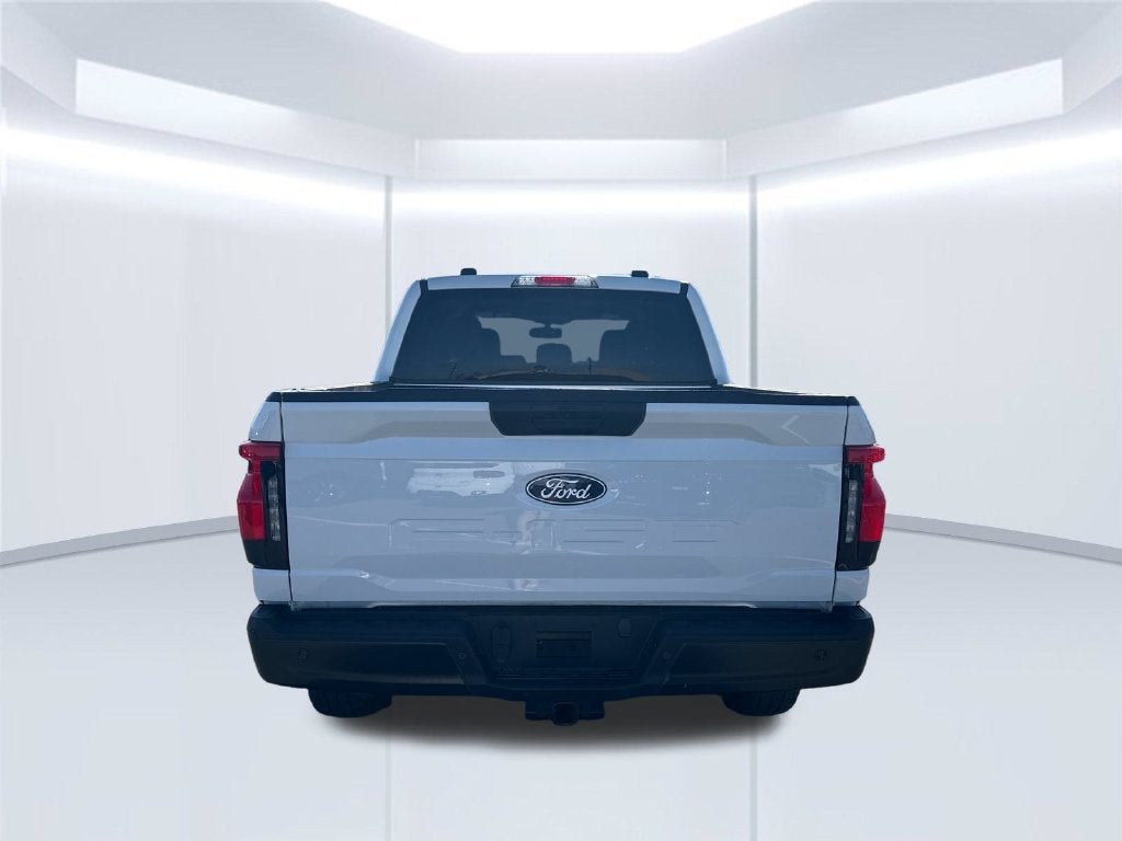 2025 Ford F-150 Lightning Pro