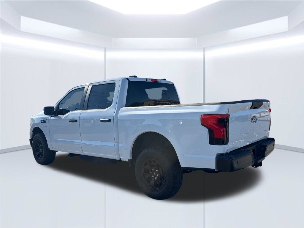 2025 Ford F-150 Lightning Pro
