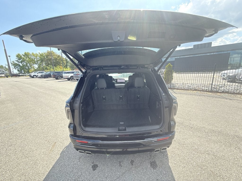 2025 Chevrolet Traverse High Country