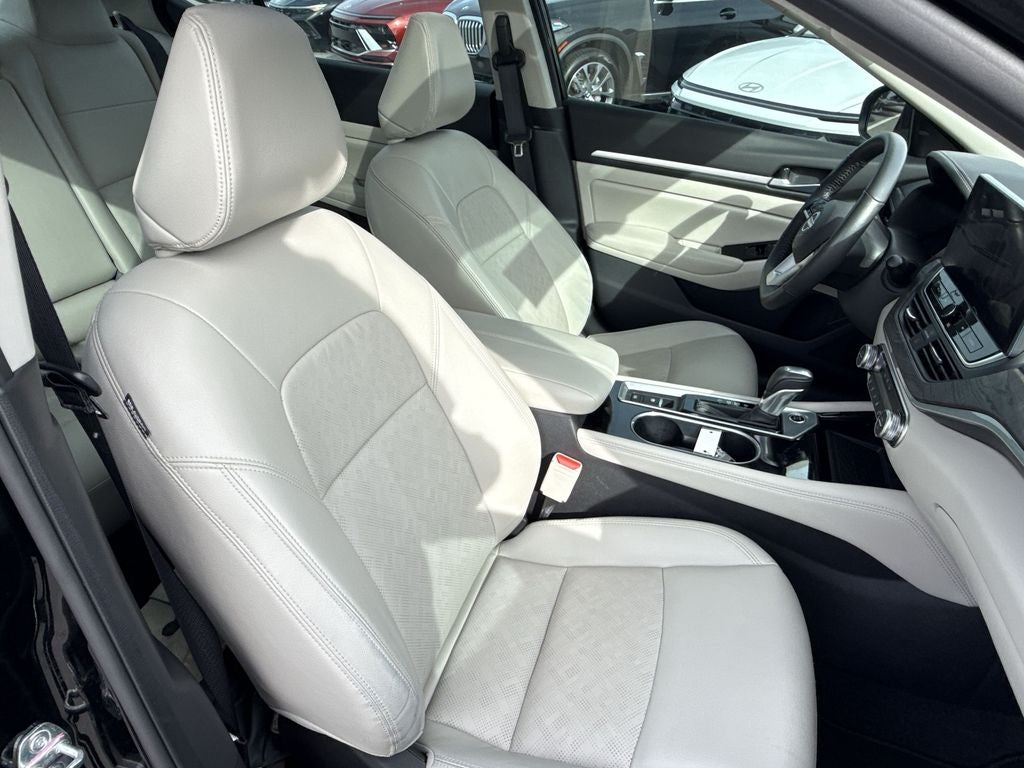 2024 Nissan Altima 2.5 SL