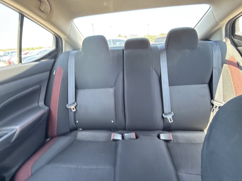 2023 Nissan Versa 1.6 SR