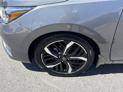 2023 Nissan Versa 1.6 SR
