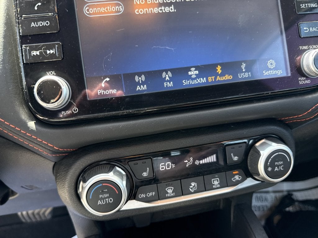 2023 Nissan Versa 1.6 SR