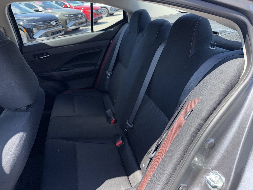 2023 Nissan Versa 1.6 SR
