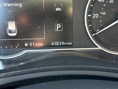 2023 Nissan Versa 1.6 SR