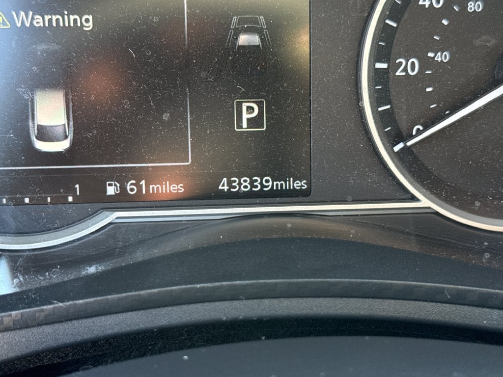 2023 Nissan Versa 1.6 SR