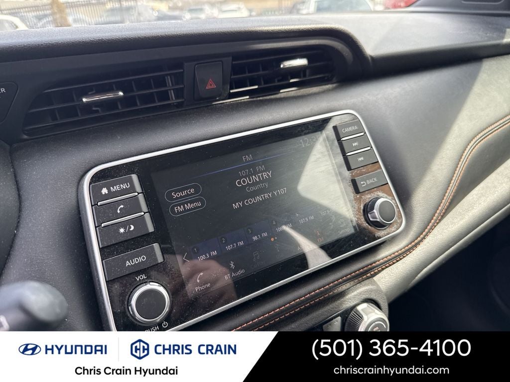 2019 Nissan Kicks SR