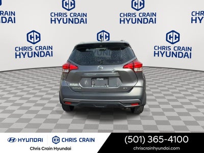 2019 Nissan Kicks SR