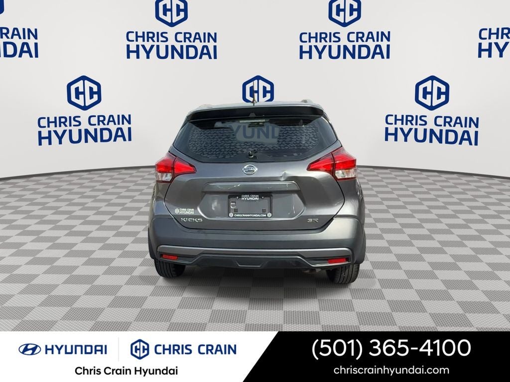 2019 Nissan Kicks SR