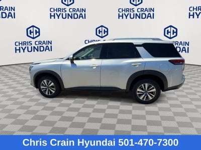2025 Nissan Pathfinder SL
