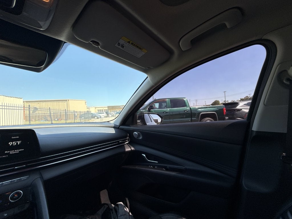 2021 Hyundai Elantra Limited