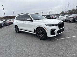 2022 BMW X7 M50i