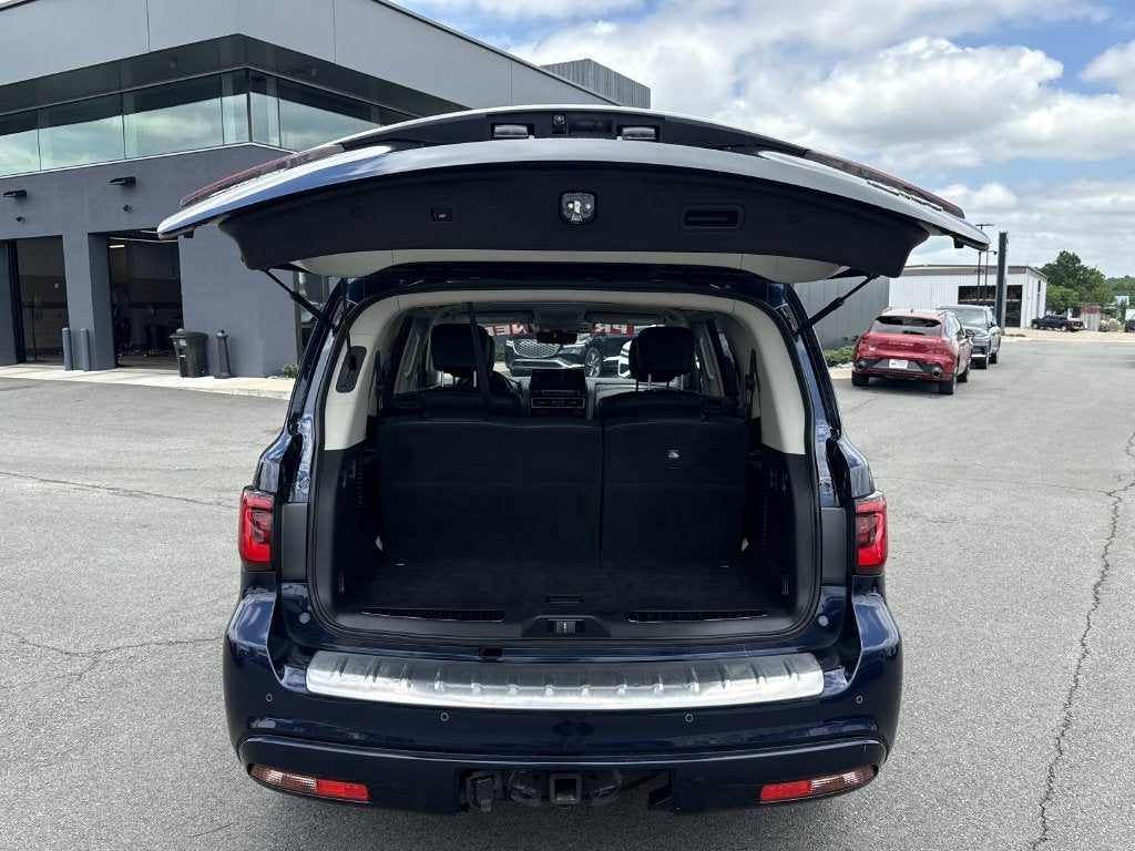 2024 INFINITI QX80 LUXE