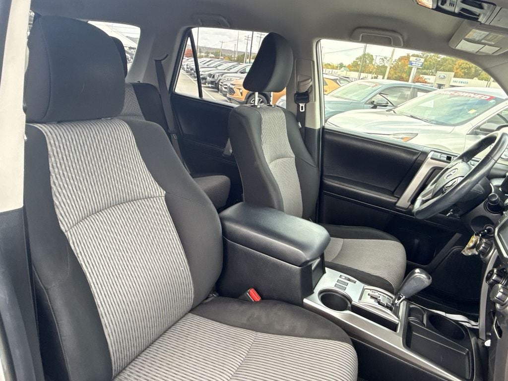 2017 Toyota 4Runner SR5