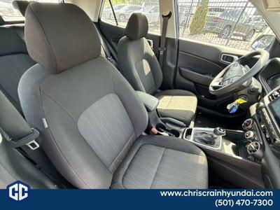 2025 Hyundai Venue SE