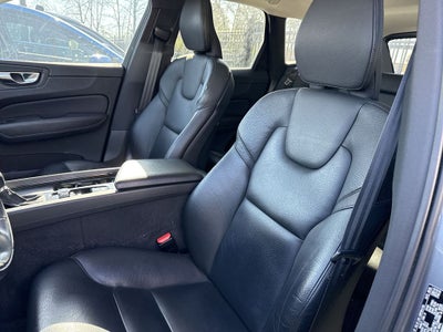 2021 Volvo XC60 T5 Momentum