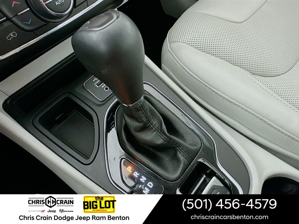 2020 Jeep Cherokee Limited FWD