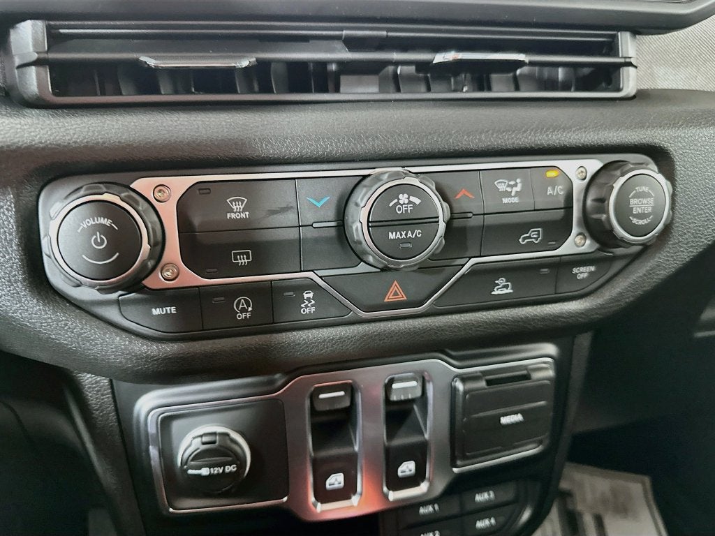 2027 Jeep Wrangler WRANGLER 2-DOOR SPORT