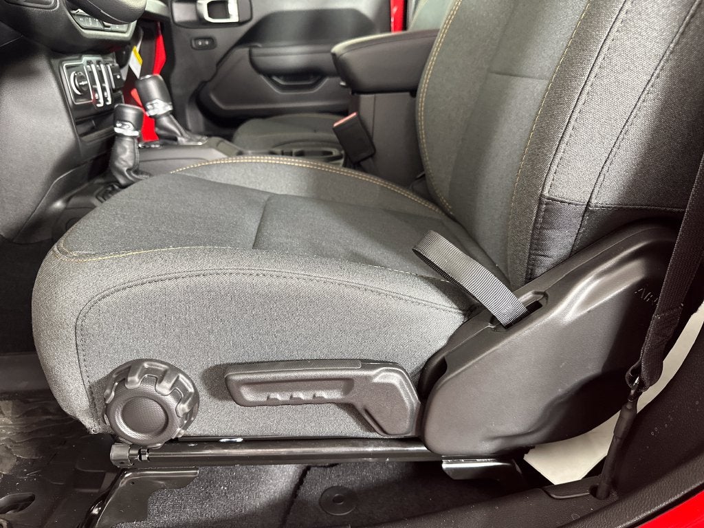 2027 Jeep Wrangler WRANGLER 2-DOOR SPORT