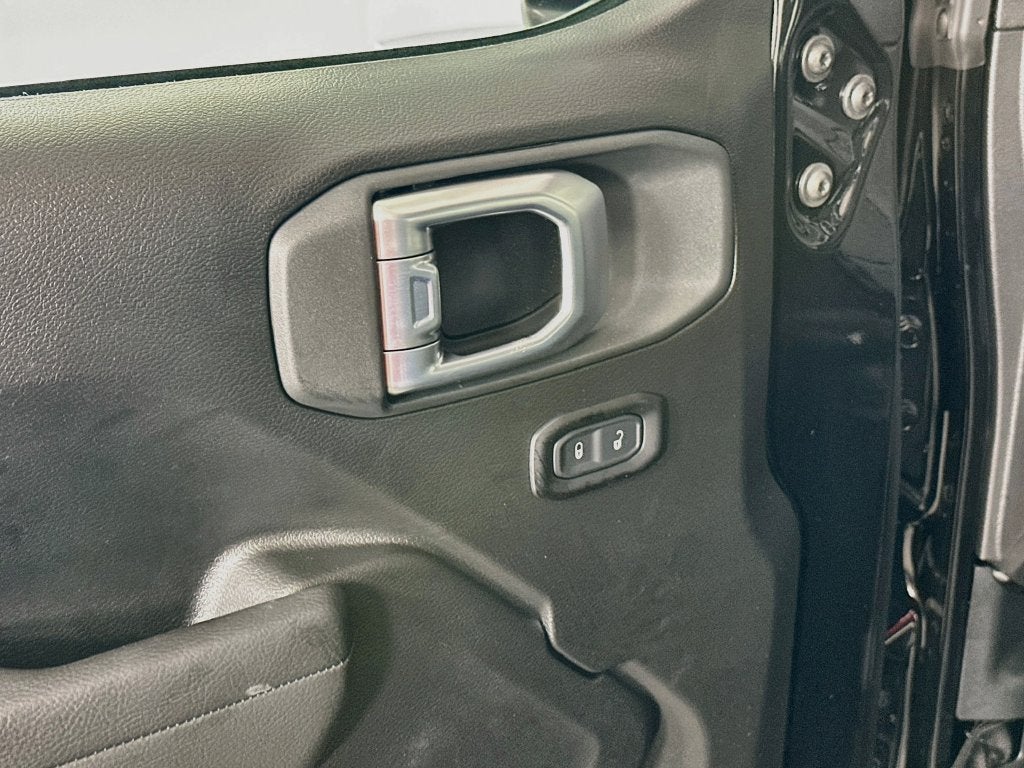 2027 Jeep Wrangler WRANGLER 2-DOOR SPORT