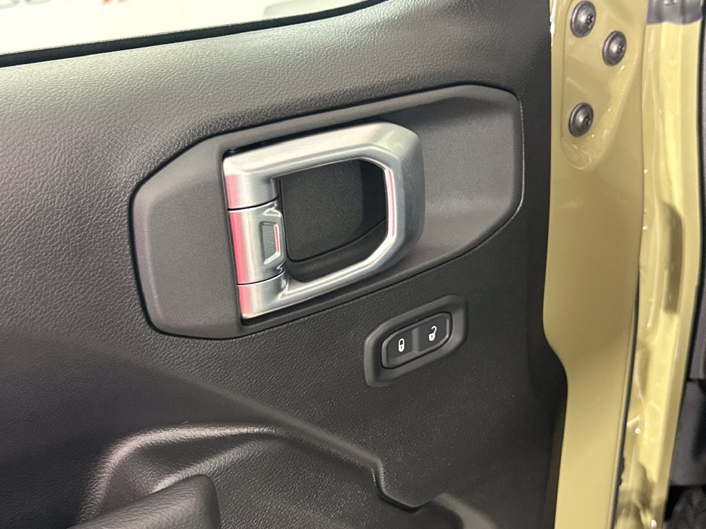 2027 Jeep Wrangler WRANGLER 4-DOOR SPORT