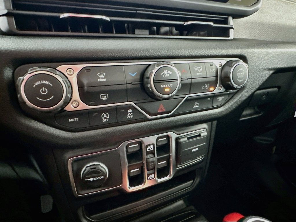 2027 Jeep Wrangler WRANGLER 4-DOOR SPORT