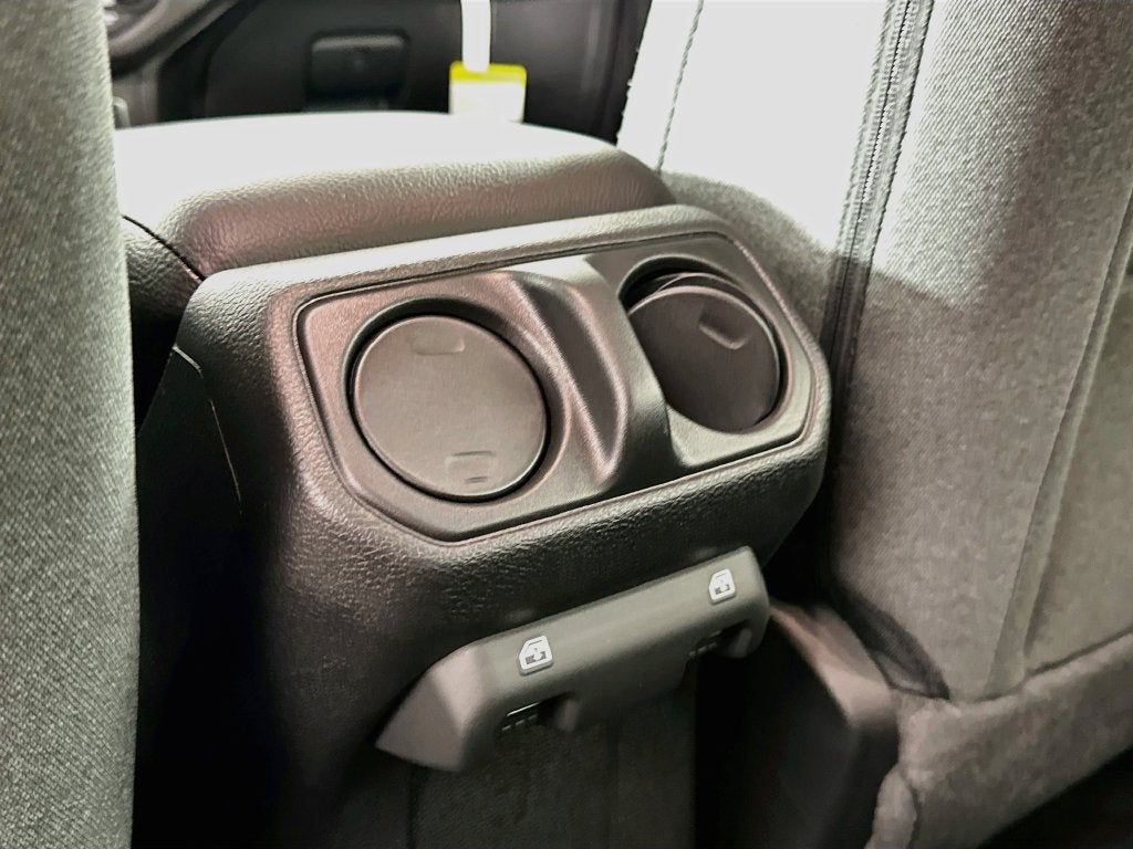 2027 Jeep Wrangler WRANGLER 4-DOOR SPORT