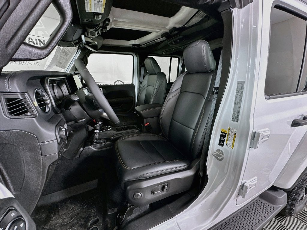 2027 Jeep Wrangler WRANGLER 4-DOOR SAHARA