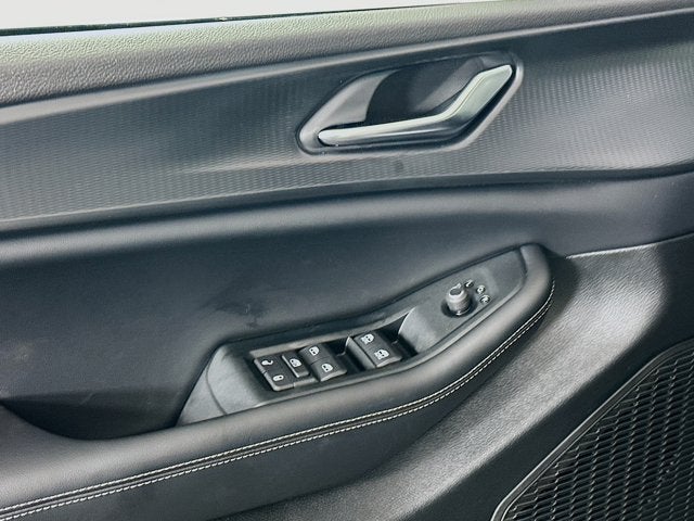 2025 Jeep Grand Cherokee GRAND CHEROKEE LAREDO 4X2