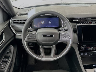 2025 Jeep Grand Cherokee GRAND CHEROKEE LAREDO X 4X2