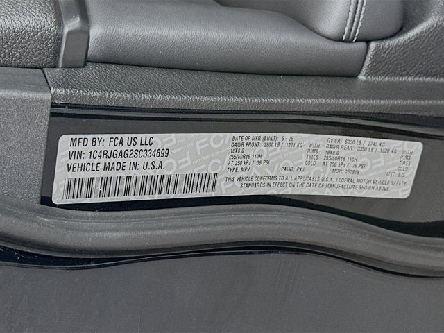 2025 Jeep Grand Cherokee GRAND CHEROKEE LAREDO X 4X2