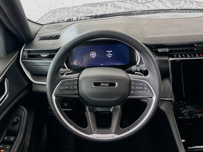 2025 Jeep Grand Cherokee GRAND CHEROKEE LAREDO X 4X2