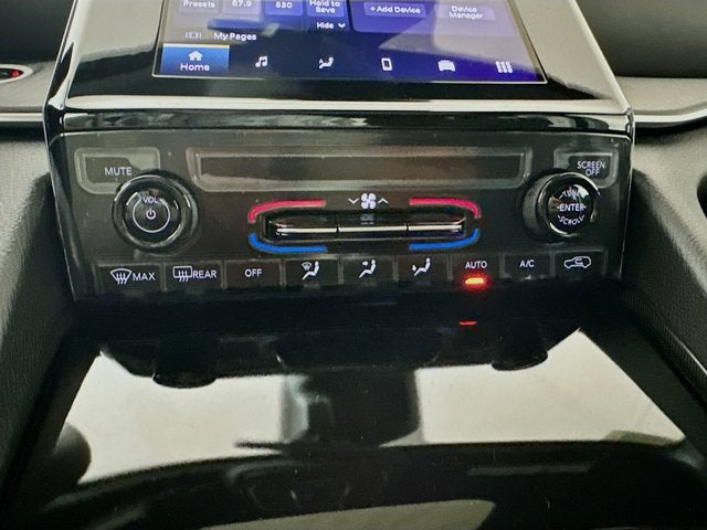 2025 Jeep Grand Cherokee GRAND CHEROKEE LAREDO X 4X2