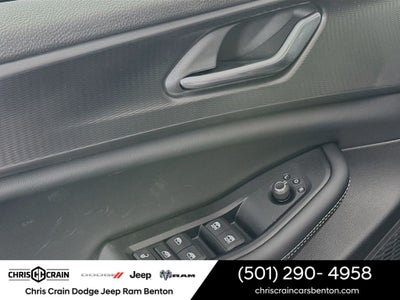 2025 Jeep Grand Cherokee GRAND CHEROKEE LAREDO X 4X2