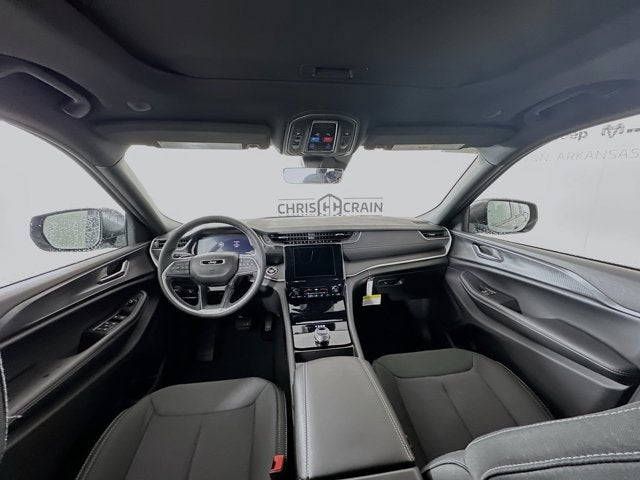 2025 Jeep Grand Cherokee GRAND CHEROKEE LAREDO X 4X2