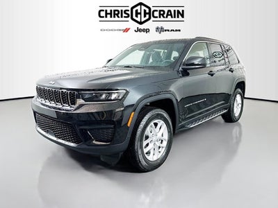 2025 Jeep Grand Cherokee GRAND CHEROKEE LAREDO X 4X2
