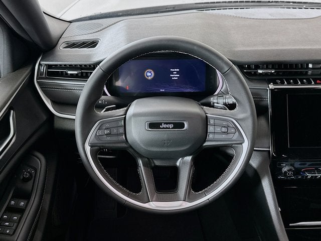 2025 Jeep Grand Cherokee GRAND CHEROKEE LAREDO X 4X2