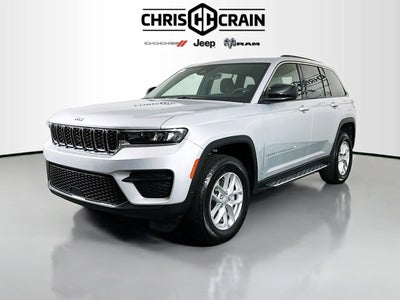 2025 Jeep Grand Cherokee GRAND CHEROKEE LAREDO X 4X2