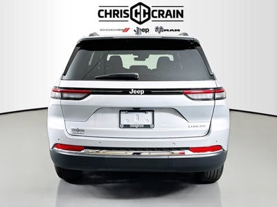 2025 Jeep Grand Cherokee GRAND CHEROKEE LAREDO X 4X2