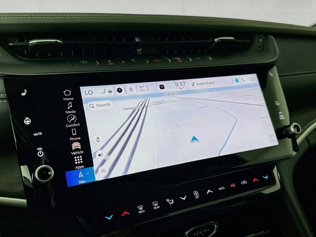 2027 Jeep Grand Cherokee GRAND CHEROKEE LAREDO ALTITUDE 4X2