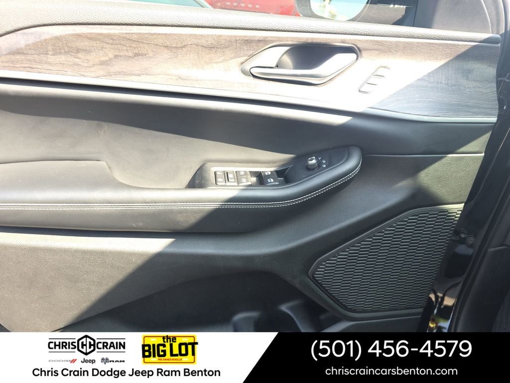 2023 Jeep Grand Cherokee Limited 4x2